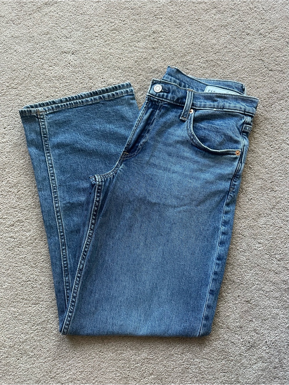 GAP Women’s Low Rise ‘90s Loose Jeans